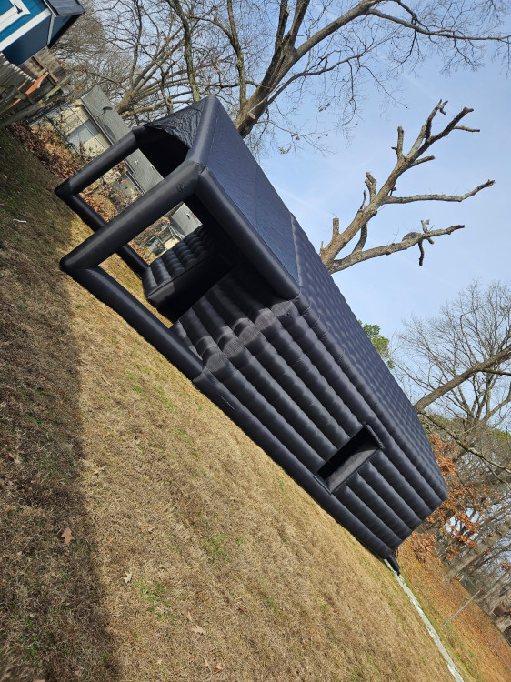 M&D’S mobile nightclub